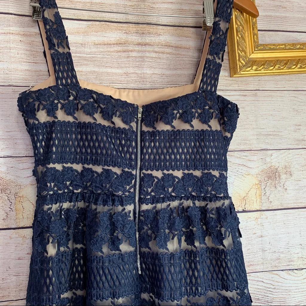 Lulus midi dress - Image 5