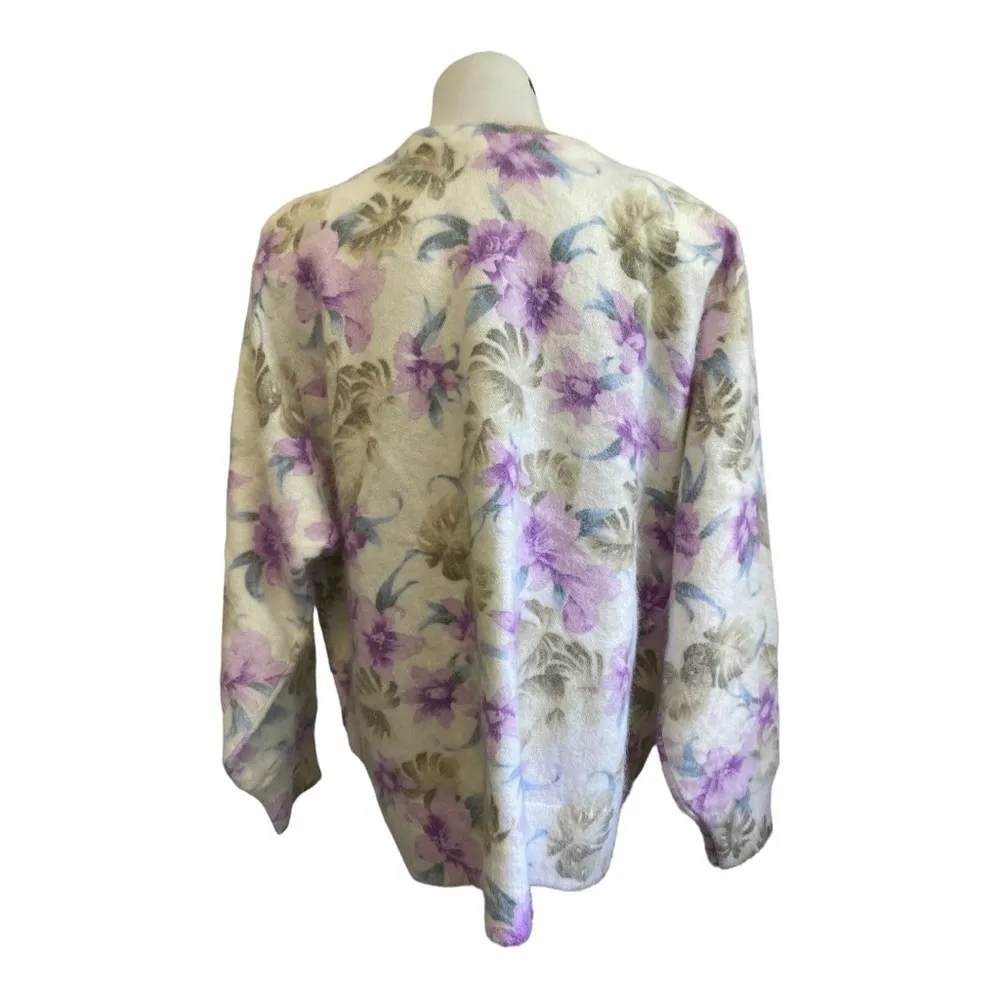 Lee Sands Women’s Orchid Monstera Print Angora Crew Neck Cardigan Size 1X NWT - Image 2
