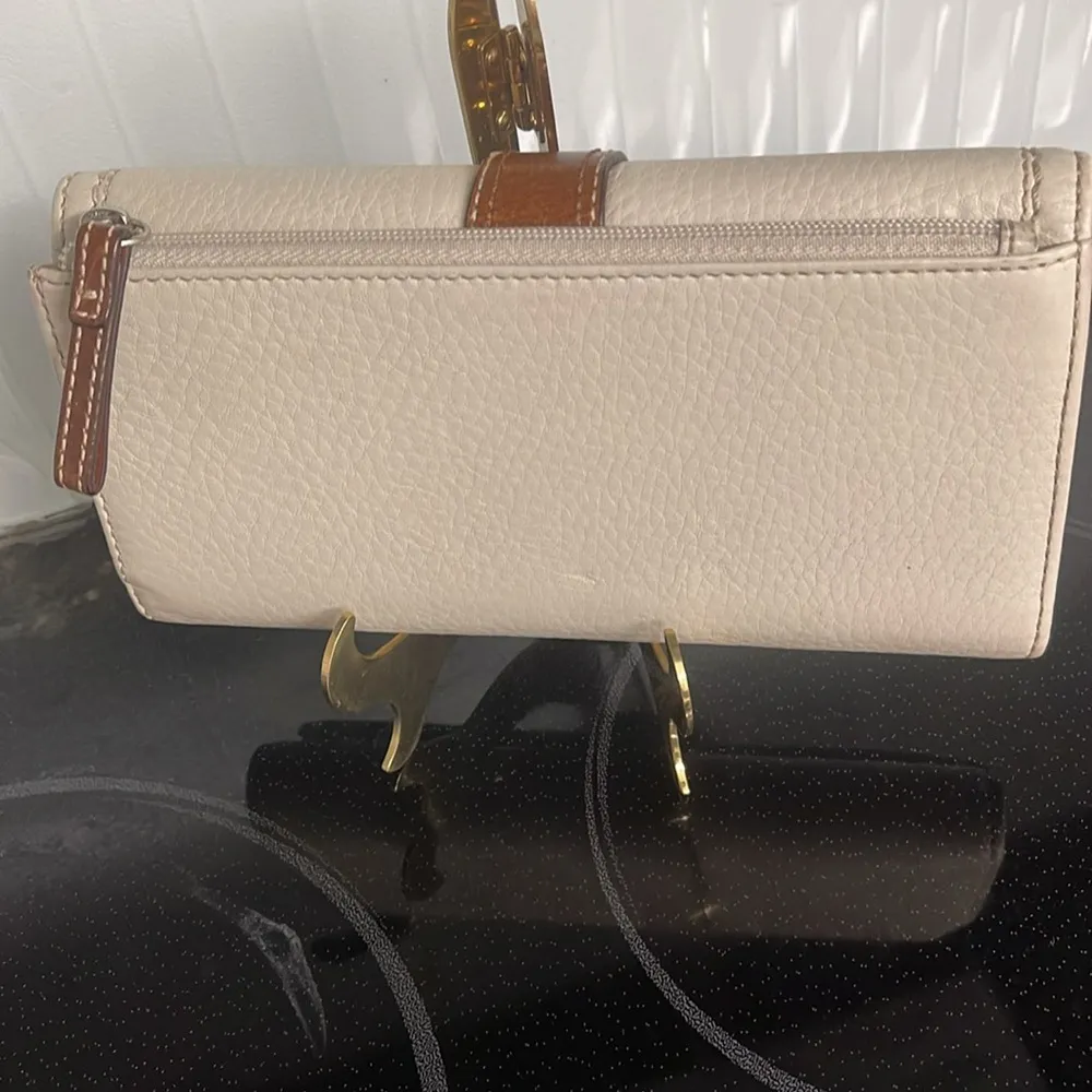 Coach Soho Y2K Buckle Wallet Envelope White Nutmeg Trifold - Image 2