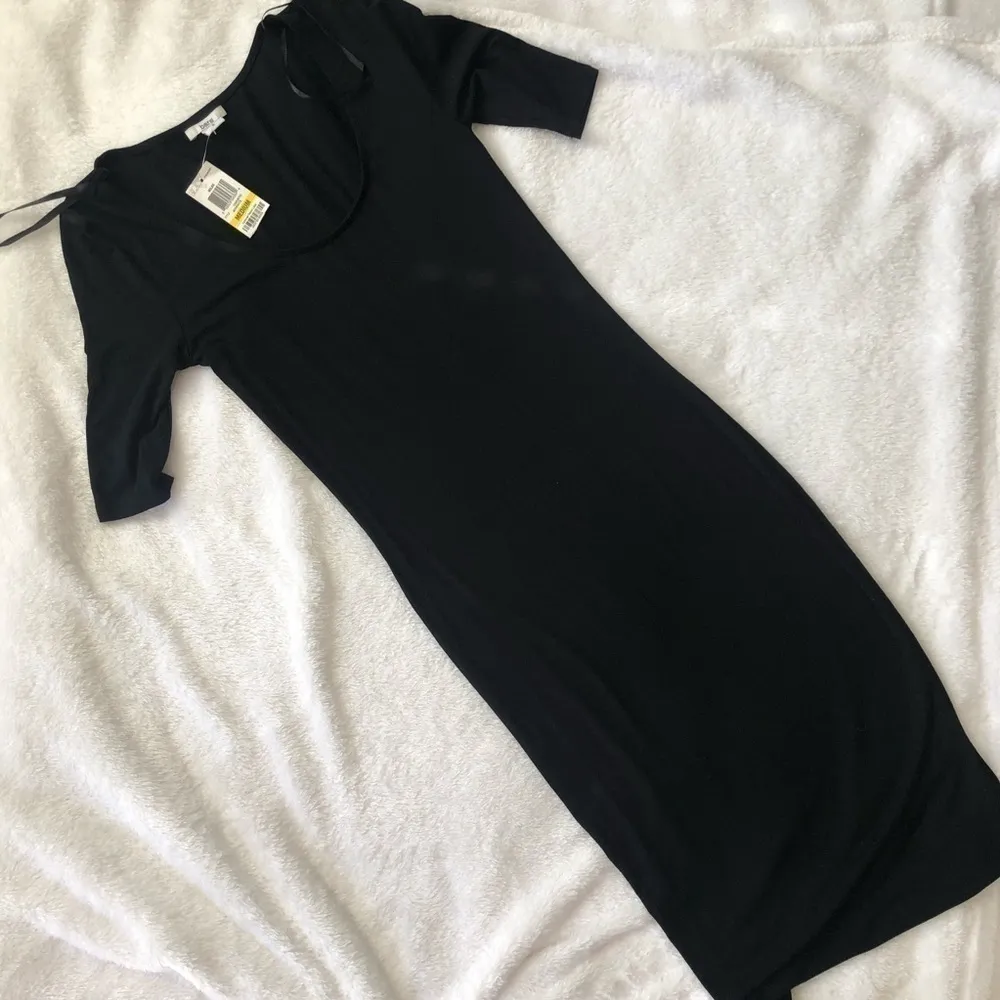 NWT Bar III Basic Black Short Sleeve Bodycon Midi Dress Size Small - Image 2