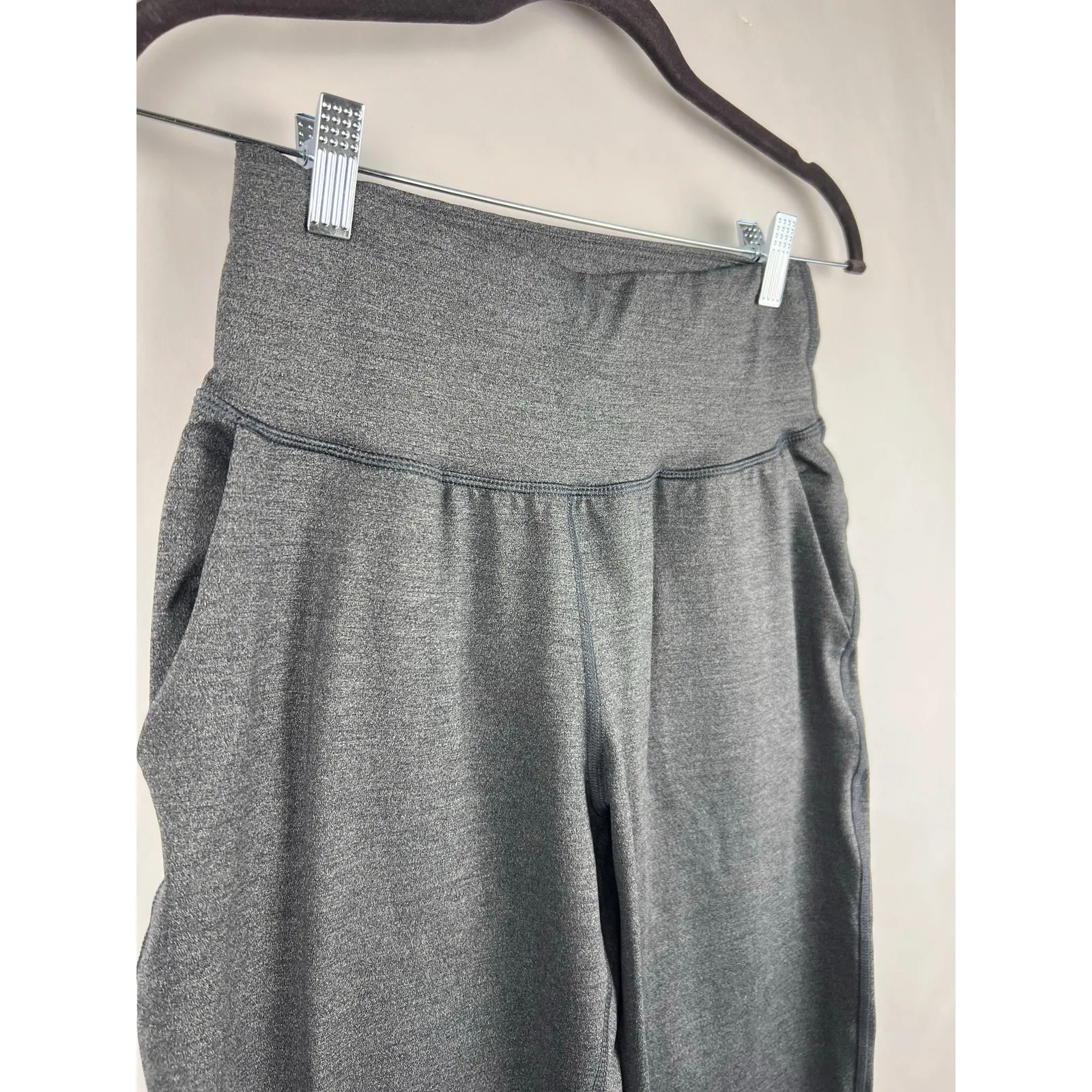 Under Armour Joggers Gray Fitted High Rise Stretch Lounge Pants Small Women’s - Image 2