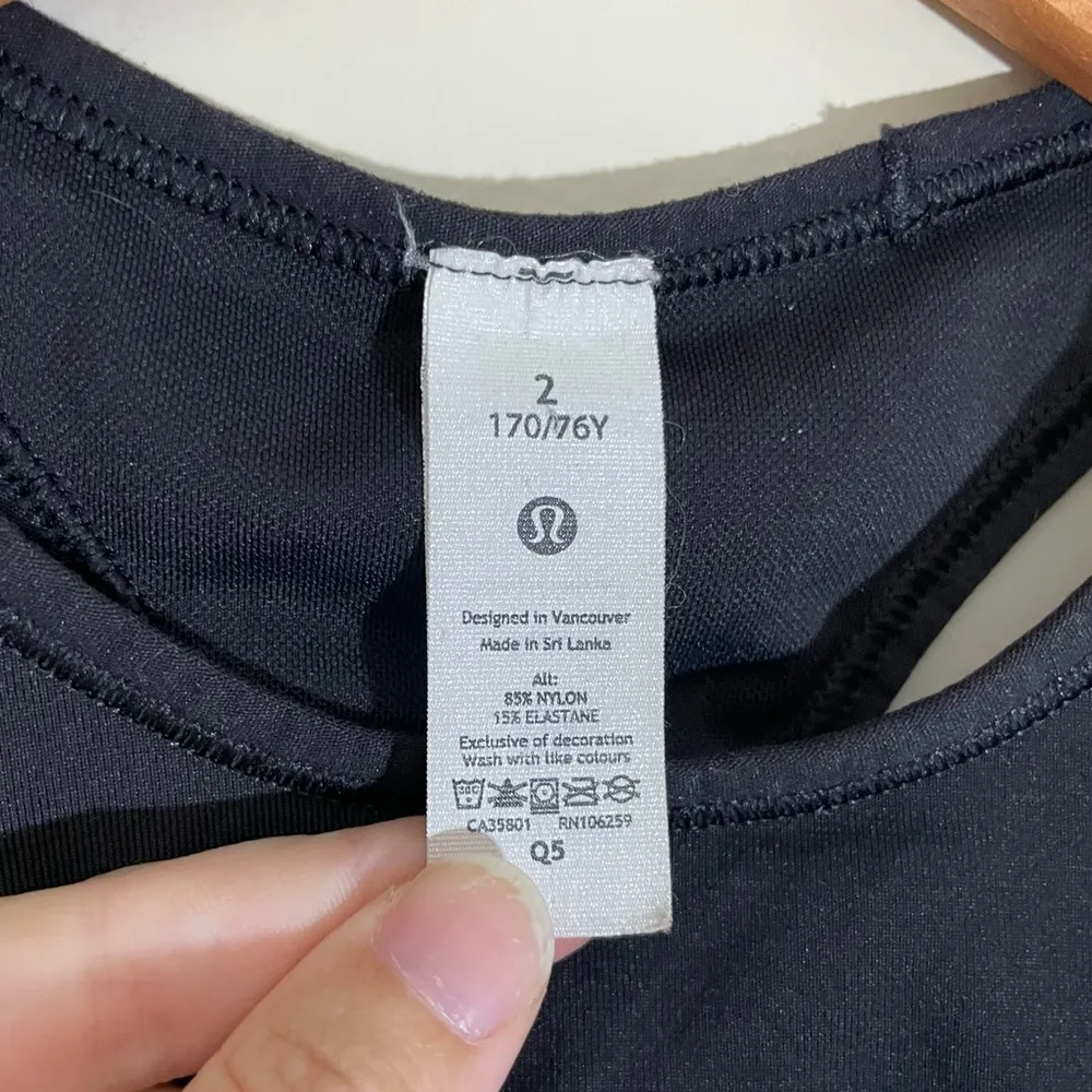Lululemon  Ebb to Train Sports Bra Size 2 - Image 4
