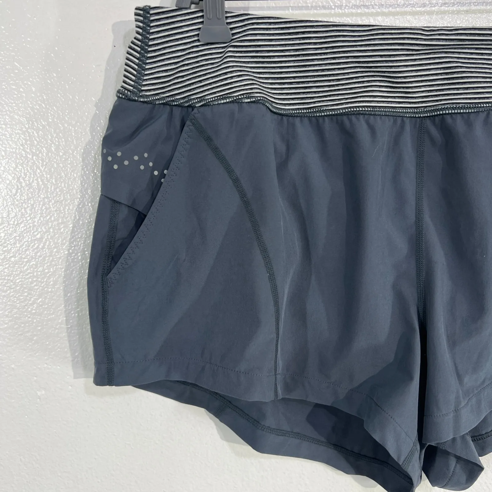 Zella Womens XL Lined Athletic‎ Shorts Striped Waistband Pockets Gray Blue Gym - Image 7