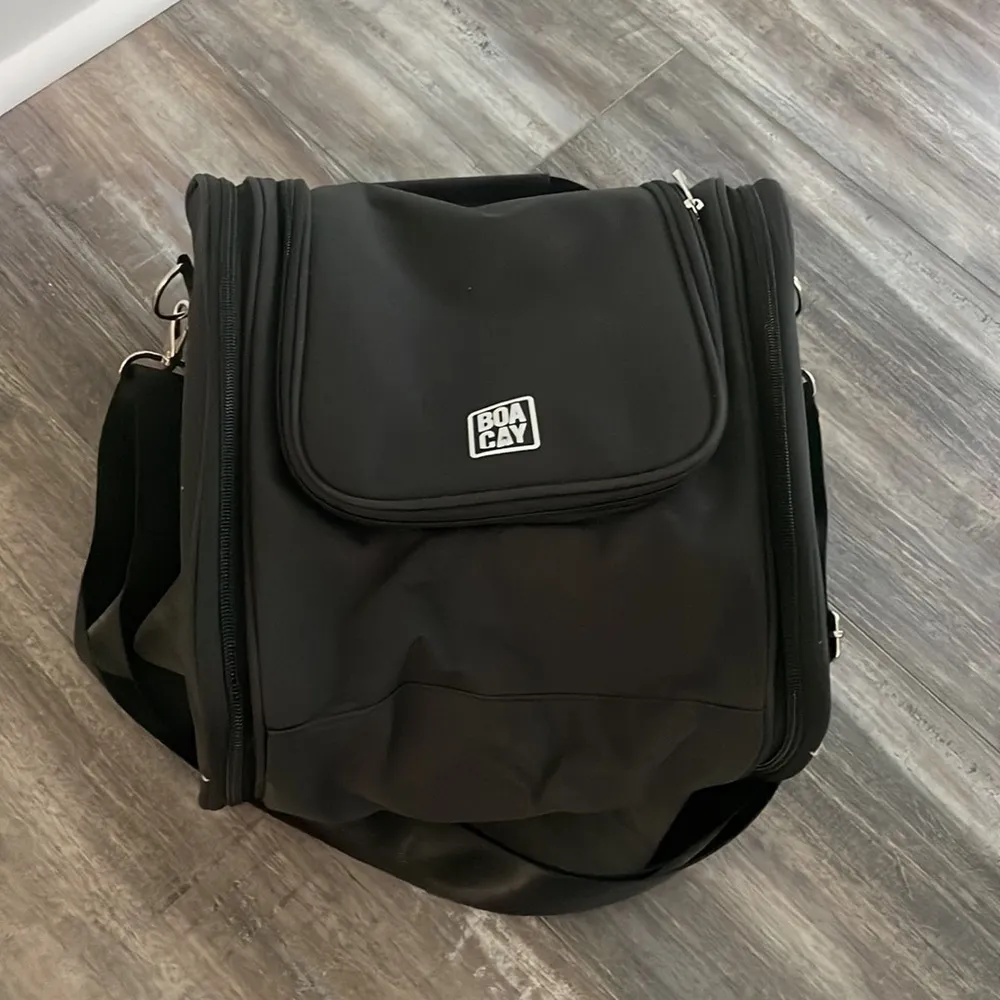 BOACAY Extra Large Hanging Travel Toiletry Bag for Women and Men Makeup Bag Black - Image 6