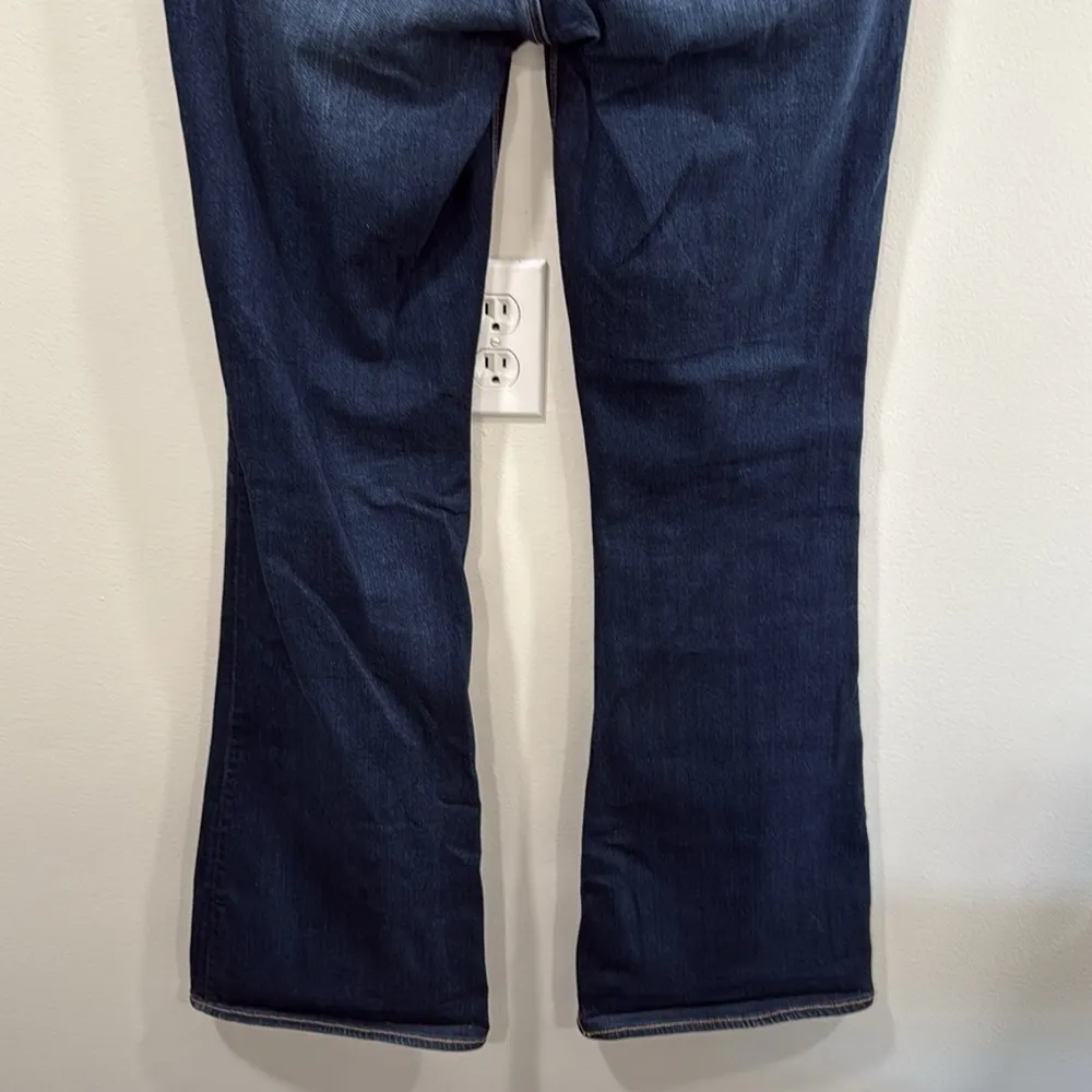 American Eagle Outfitters Blue Artist Flare Jeans Size 14 X Long EUC - Image 6