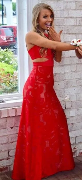 BCBGMAXAZRIA Marilyn V-neck Cutout Gown - Image 3