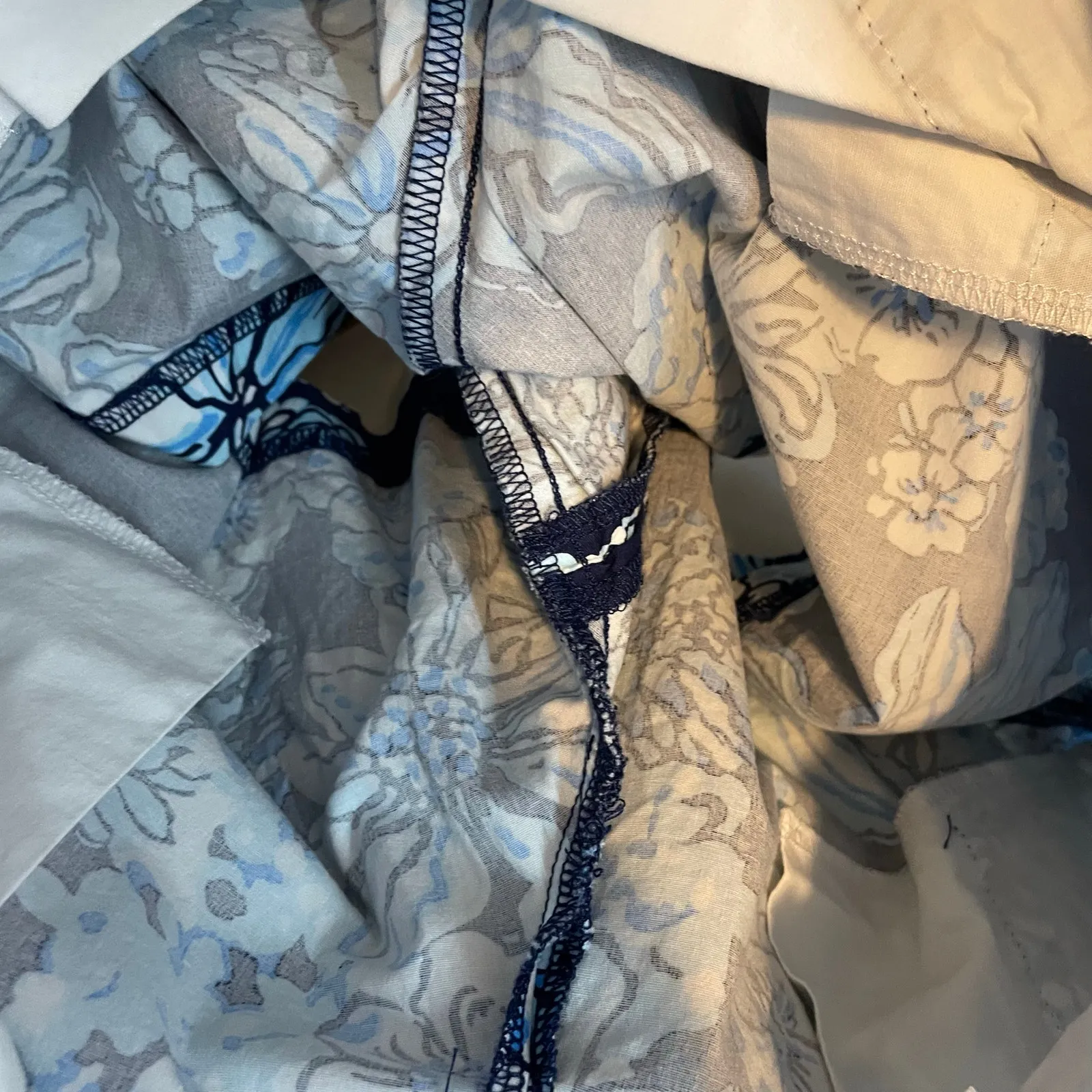 Lilly Pulitzer Callahan Stretch Shorts Bouquet All Day Low Tide Navy womens 12 - Image 10