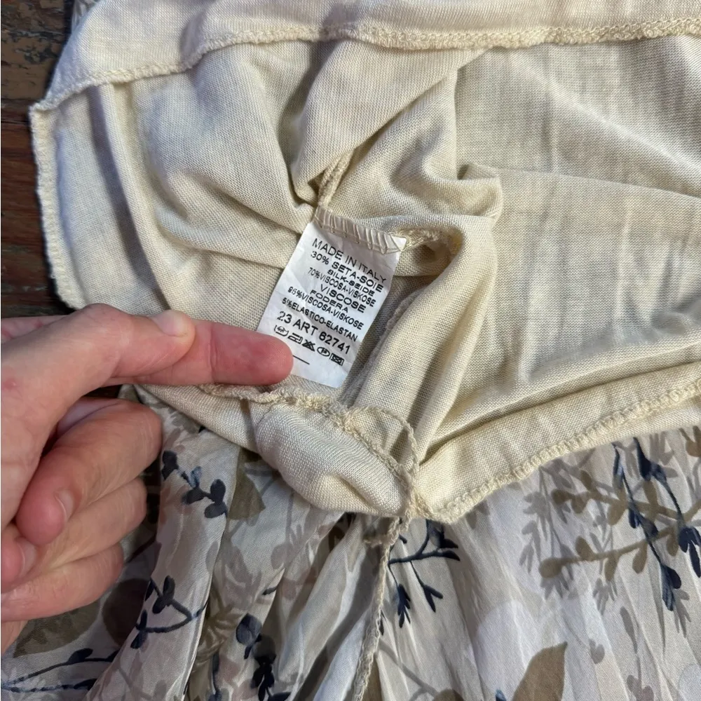 Gigi Moda Made in Italy Silk Blend Floral Flowy Dress ~ Size Medium 💛🍄 White - Image 11