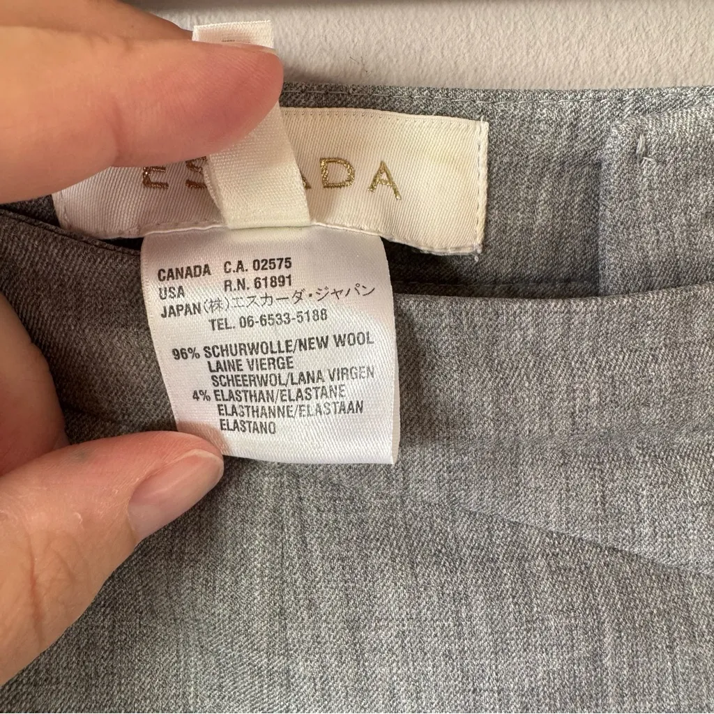 Escada Women’s Light Grey Wool Side ZipTrousers Size‎ 42 Gray - Image 3