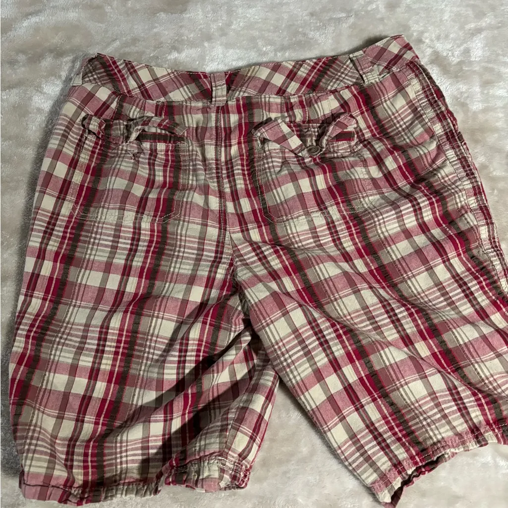 St. John's Bay Maroon and White Bermuda Shorts with Elastic Waistband - Image 3