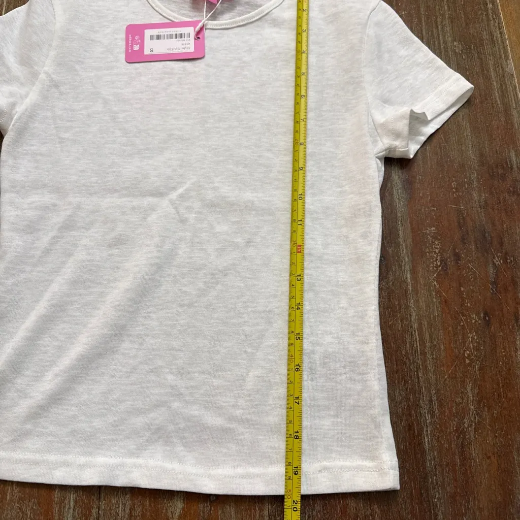 Edikted White Short Sleeve Tee Small NWT Basic Women’s - Image 8