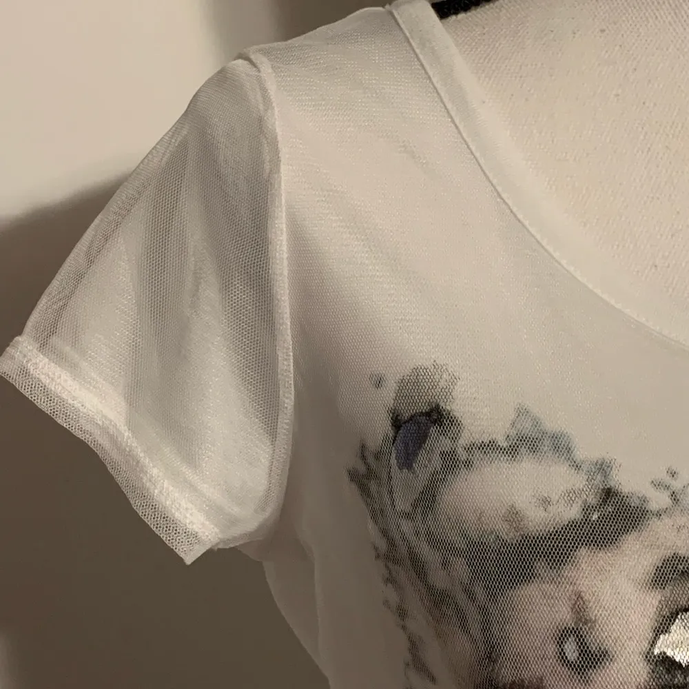 Princess Vera Wang White Tiger Shirt - Image 2