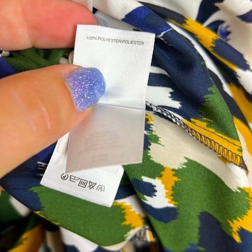 Nine West Bold Abstract Colored Sleeveless Blouse - Image 7