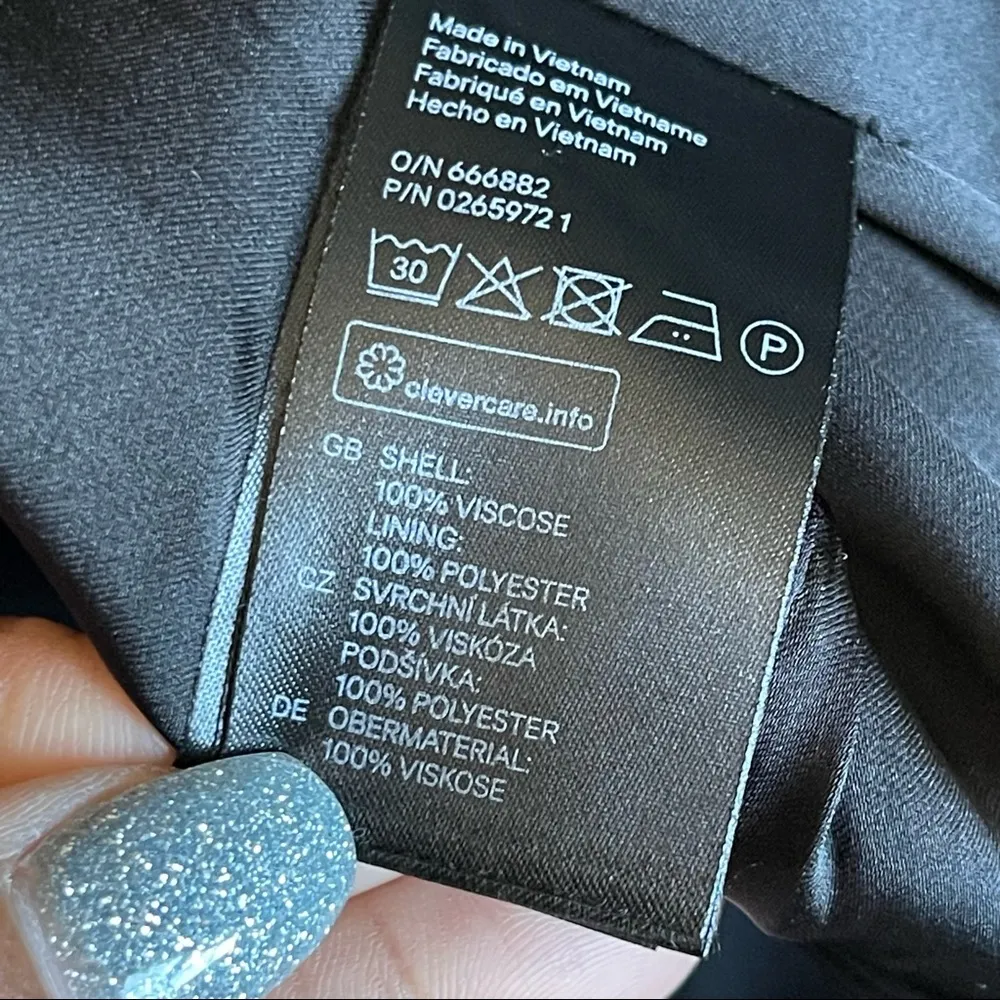 H&M | Black Open Style Blazer Sz 2 - Image 5