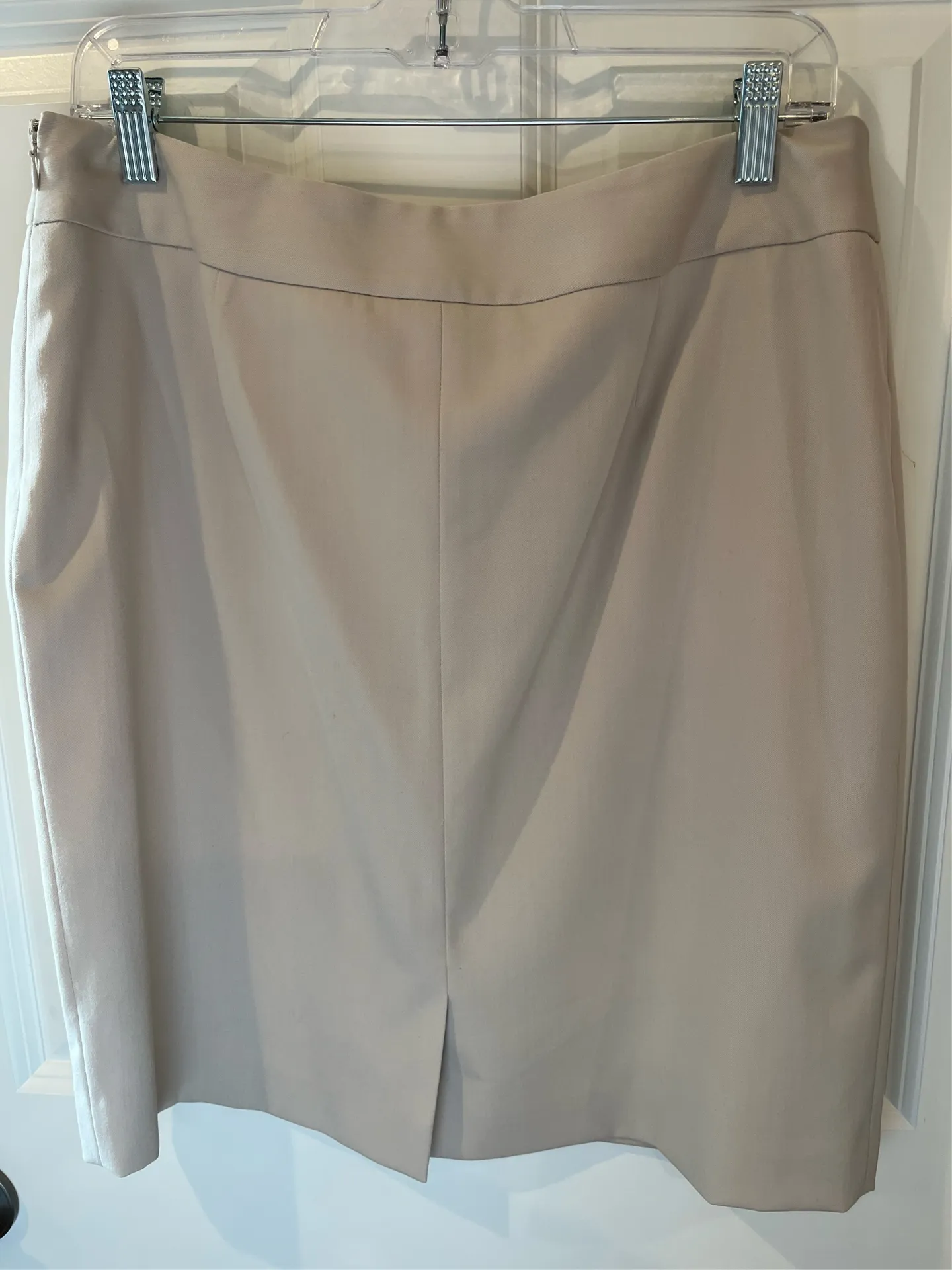 AK Anne Klein Stretch Beige Pencil Skirt Size 12p  - Image 5