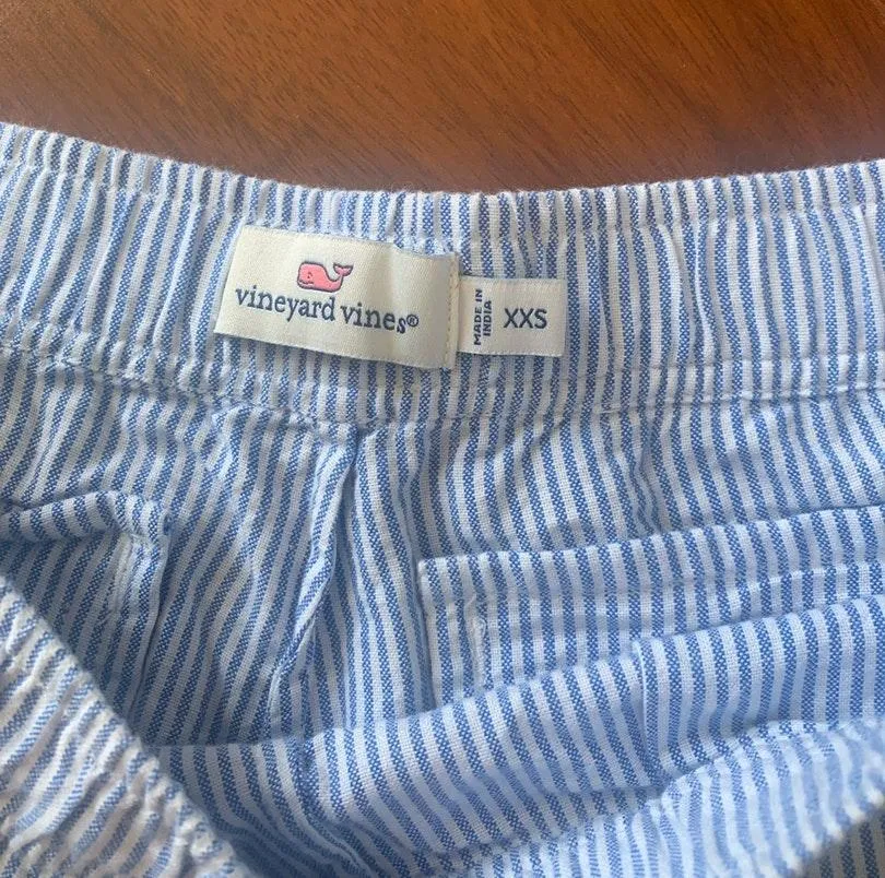 Vineyard Vines Shorts - Image 3