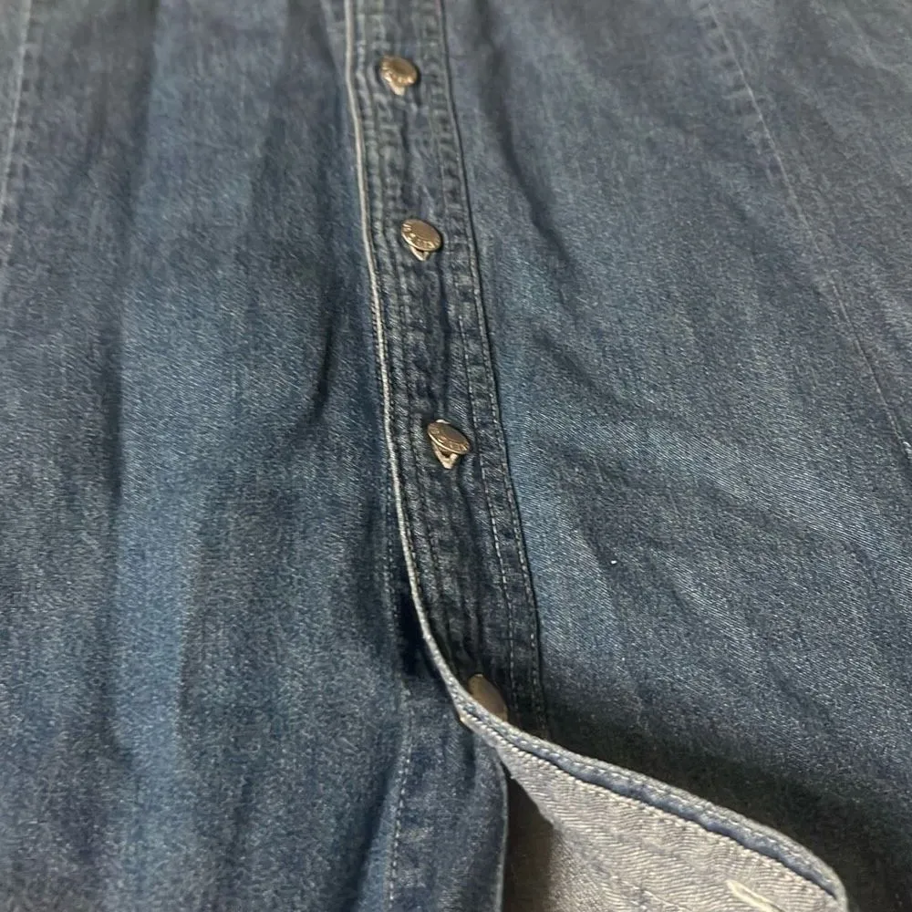 ✨1990s Vintage Disney Mickey Mouse Denim Sz L Shirt Button Down Retro Casual✨ - Image 8