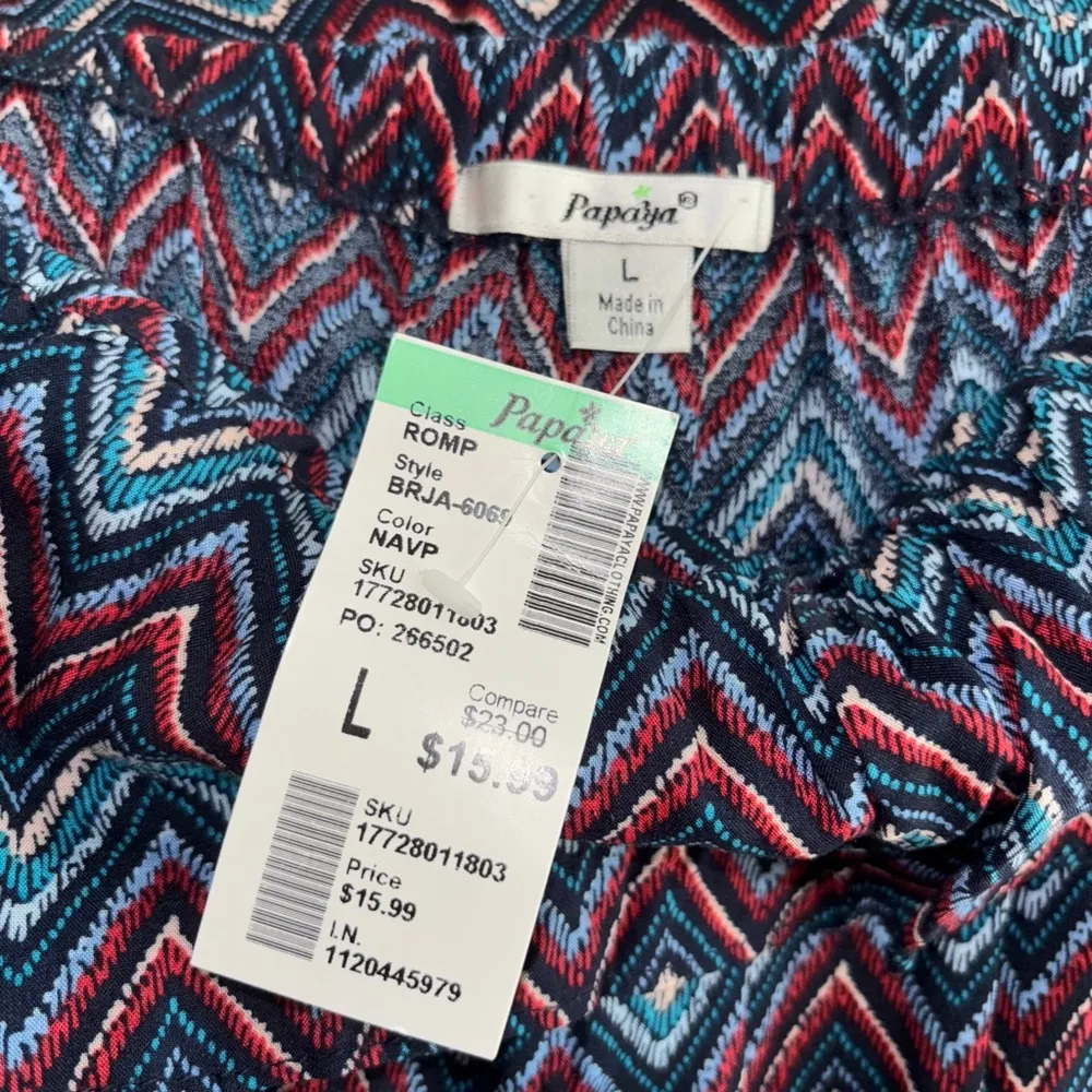 Papaya  strapless romper, size Large, New - Image 2