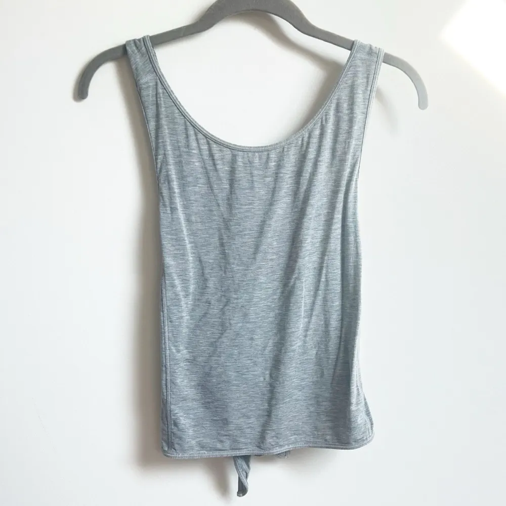 Lululemon Turn To Tie Tank Top Gray Size 6 Scoop Neck Cropped Modal Cotton - Image 6