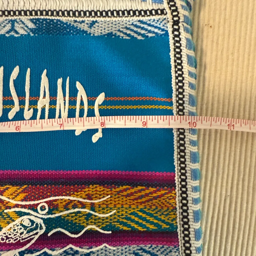 Cayman Islands Souvenir Crossbody Bag – Colorful Woven Turtle Design Blue - Image 6