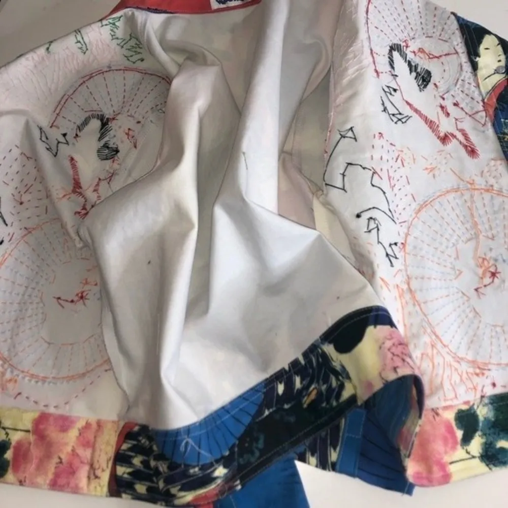 KOKOMO Jean Trucker Jacket Cut Art To Wear Beaded Geisha Print Size Medium - Image 5