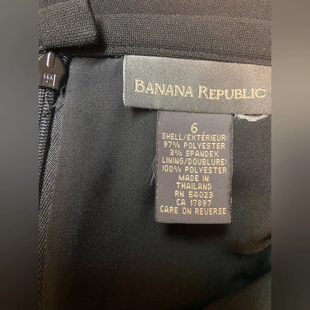 Banana Republic size 6 Long Skirt - Image 2