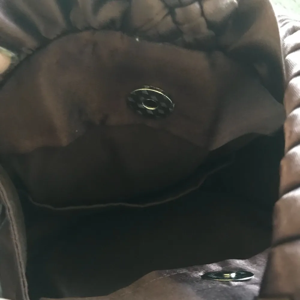 🌹HP🌹Thanu Round Rose Satin Vintage Evening Bag Brown - Image 7