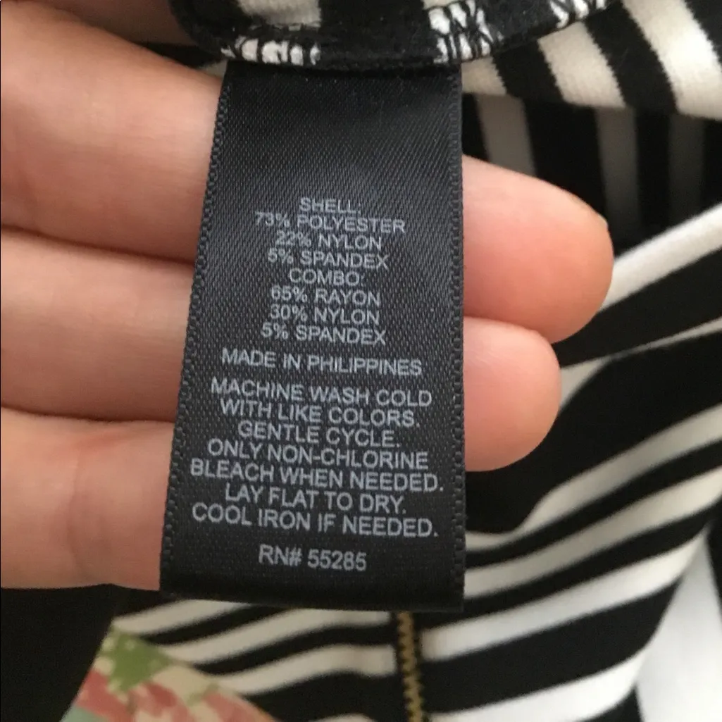 Nice flattering dress 👗🌷 - Image 4