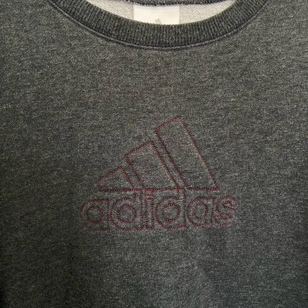 NWOT | Adidas women’s cropped embroidered logo crewneck —‎ large - Image 3