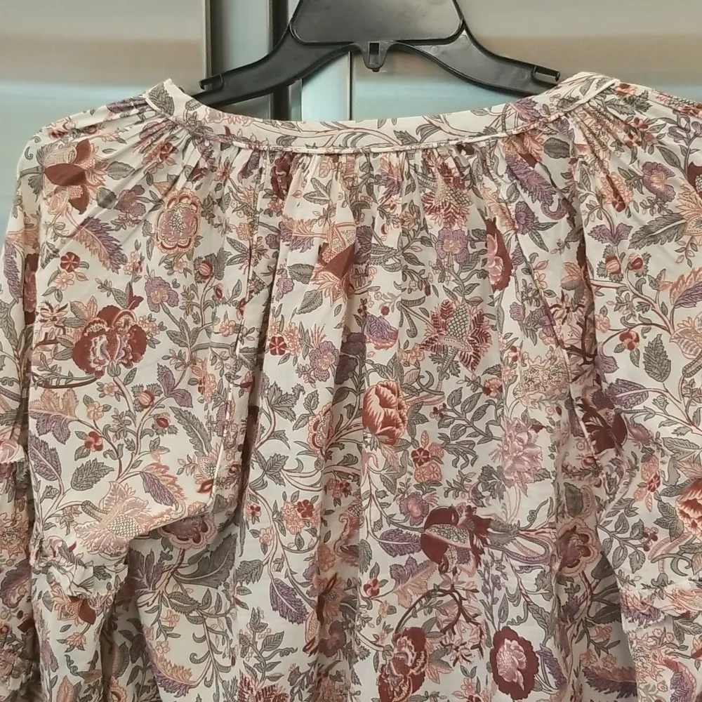 💕ANTHROPOLOGIE LOVE THE LABEL💕 Botanical Top M - Image 6