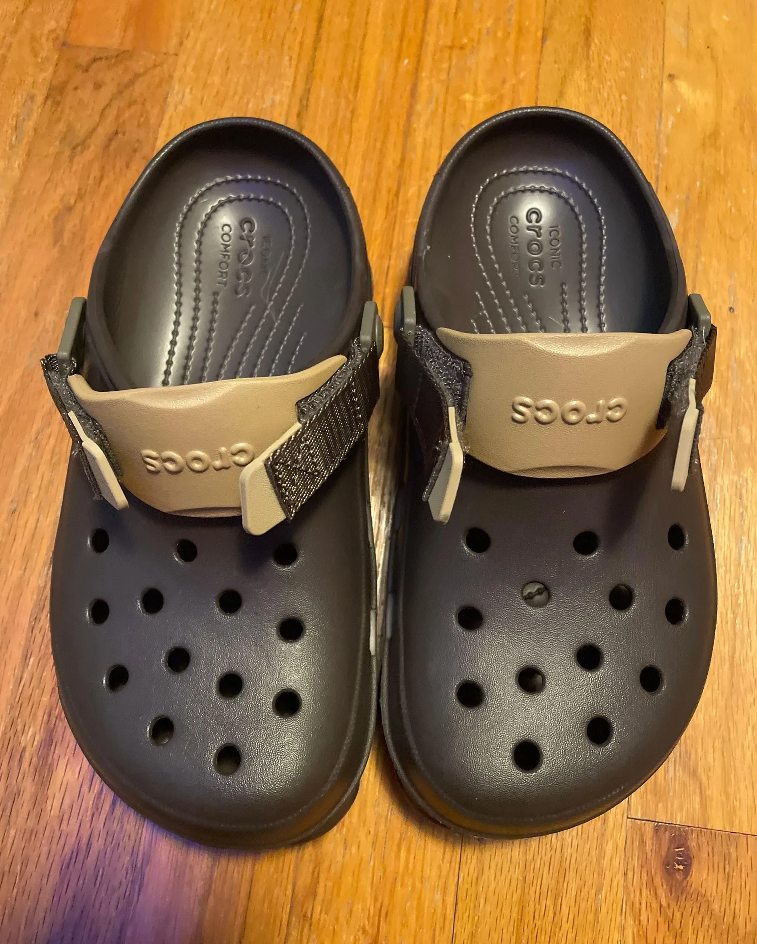 Crocs Brown And Tan - Image 2