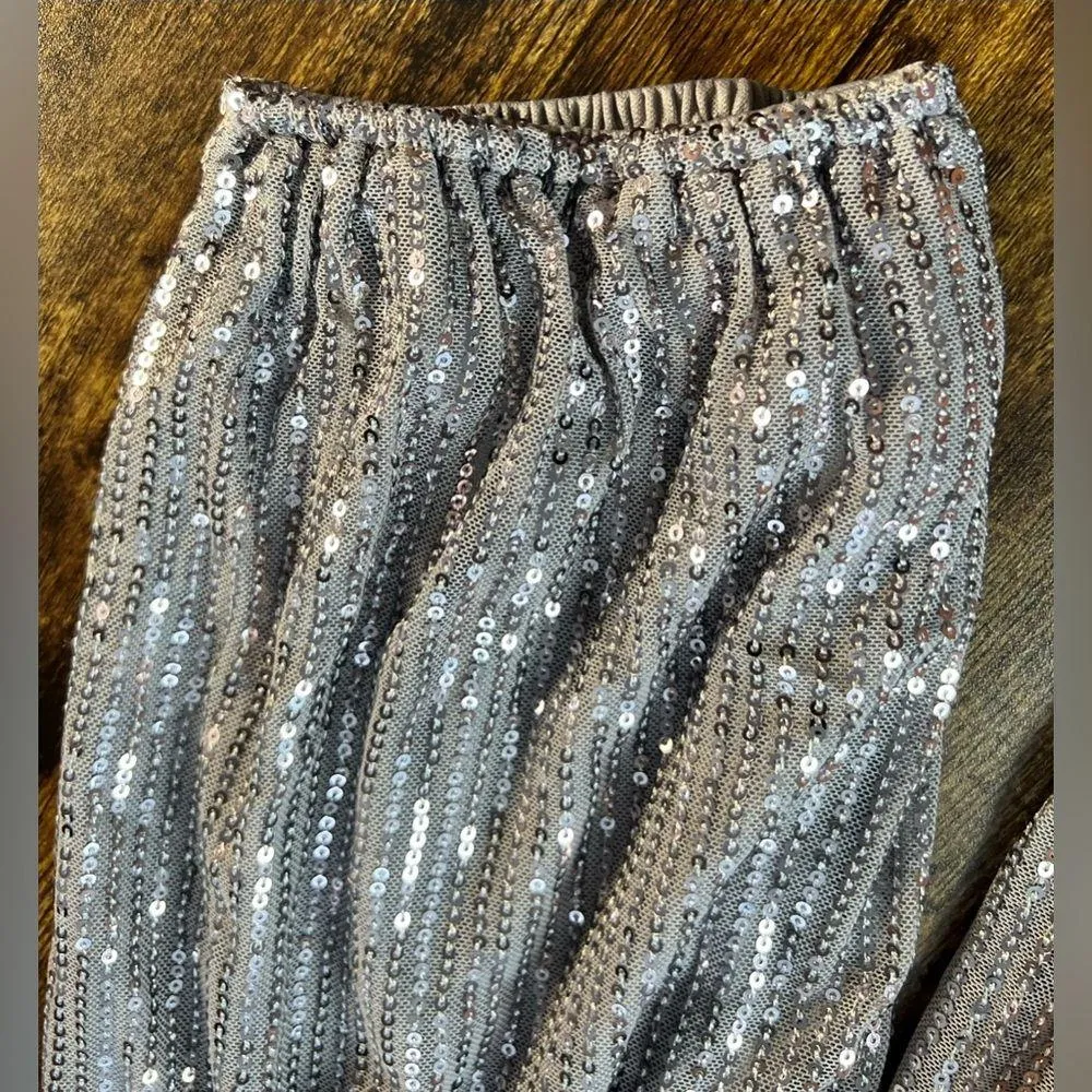 SHEIN Curve | ladies plus size sequin top. Size: 3XL - Image 9