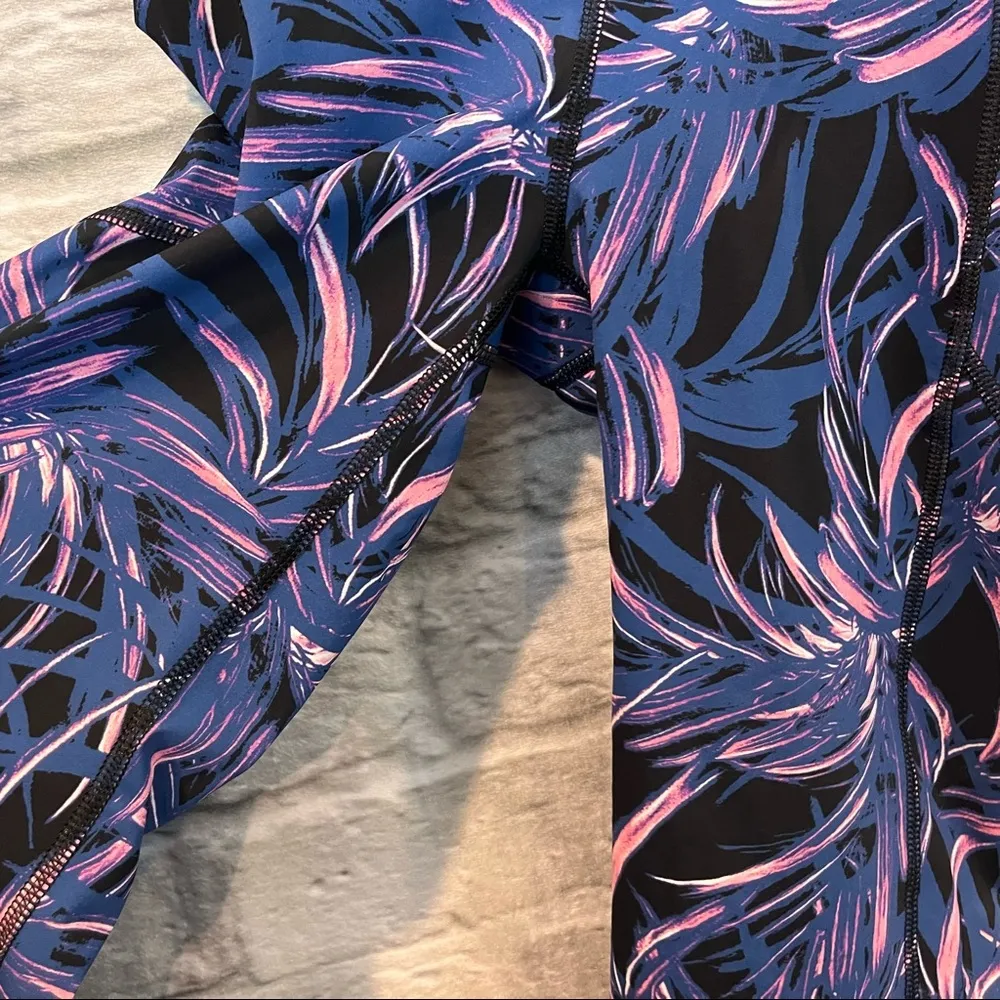 NWT Sweaty Betty The Zero Gravity Neon Palm Leaf 7/8 Stretch Workout Leggings S - Image 6
