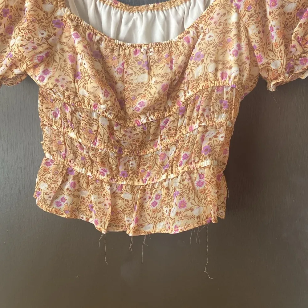 Francesca’s mi ami crop top - Image 4