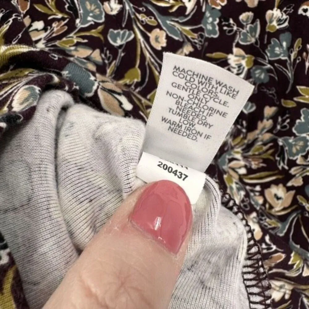 J. Jill Pima Cotton Crew‎ Neck Floral Long Sleeve Tee Shirt Size Medium Black - Image 7