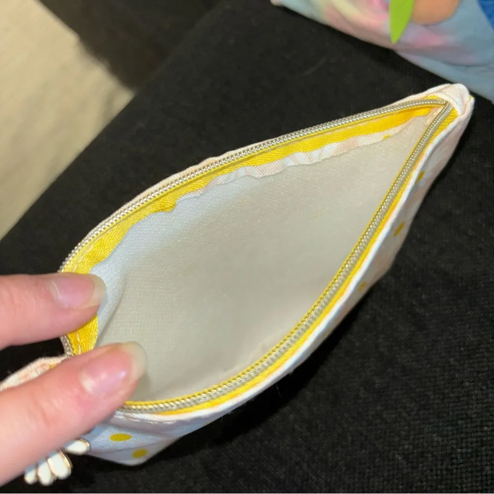 Daisy Ipsy bag BOGO - Image 4