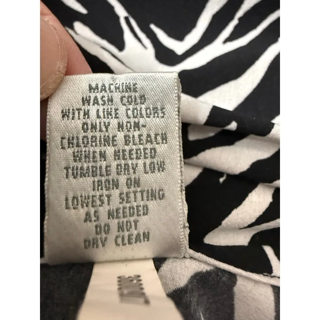 Zenergy By Chico’s Zebra Print Zip Front Jacket Size Large Black - Image 9