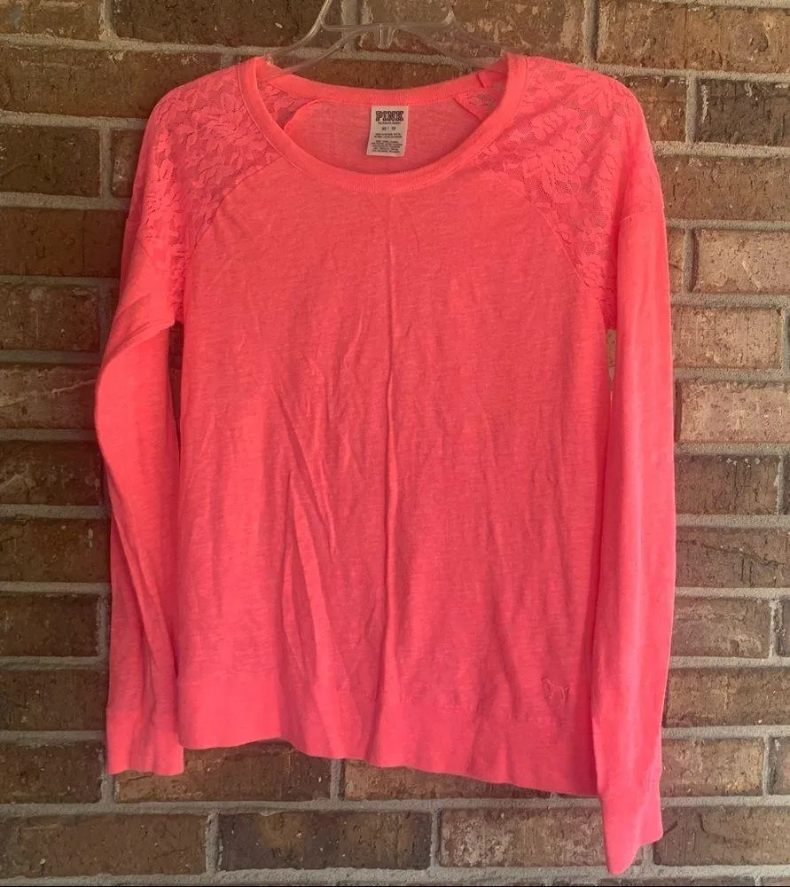 Victoria’s Secret PINK Long Sleeve Shirt - Image 3