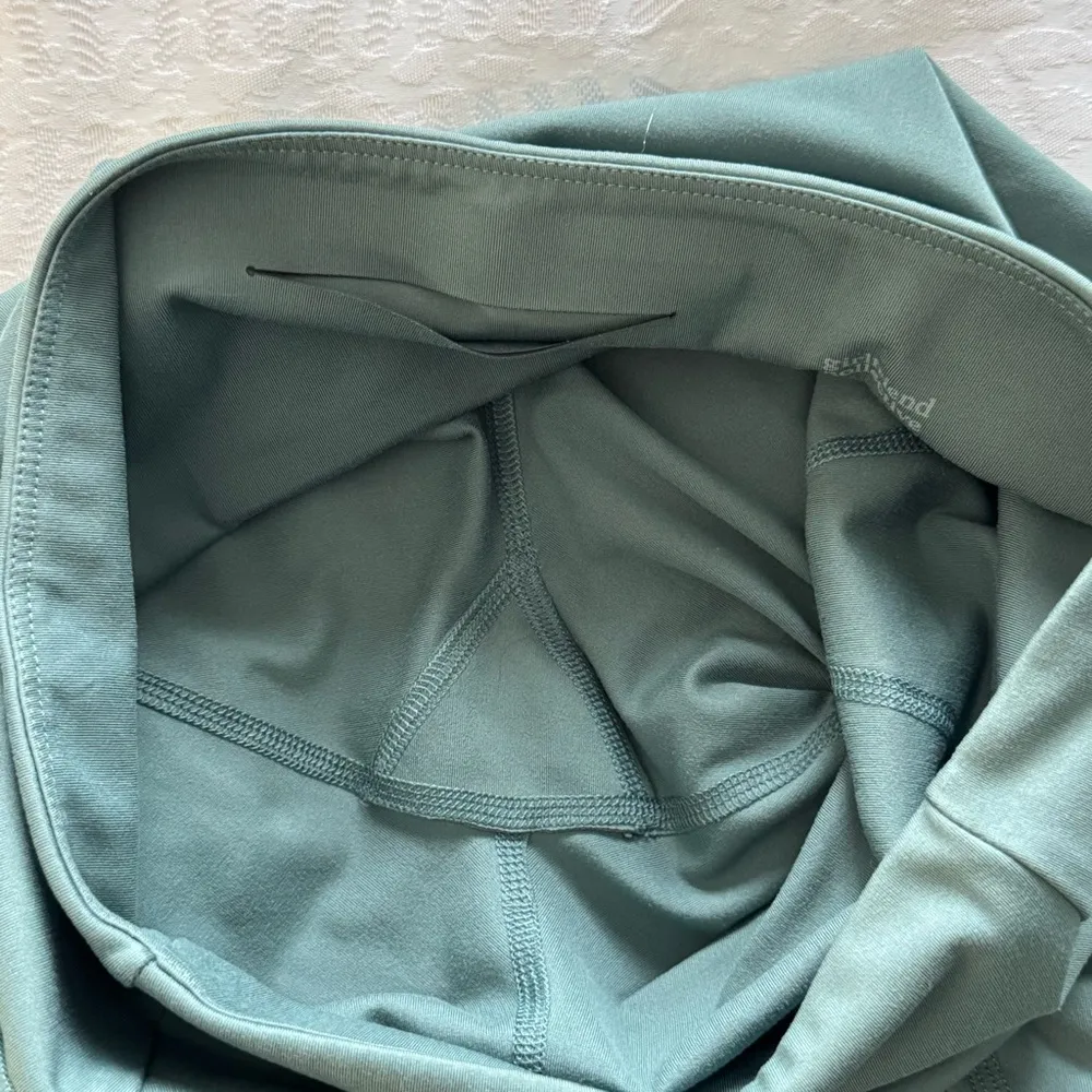 Girlfriend Collective Compressive High Waisted Legging Moss - Image 8