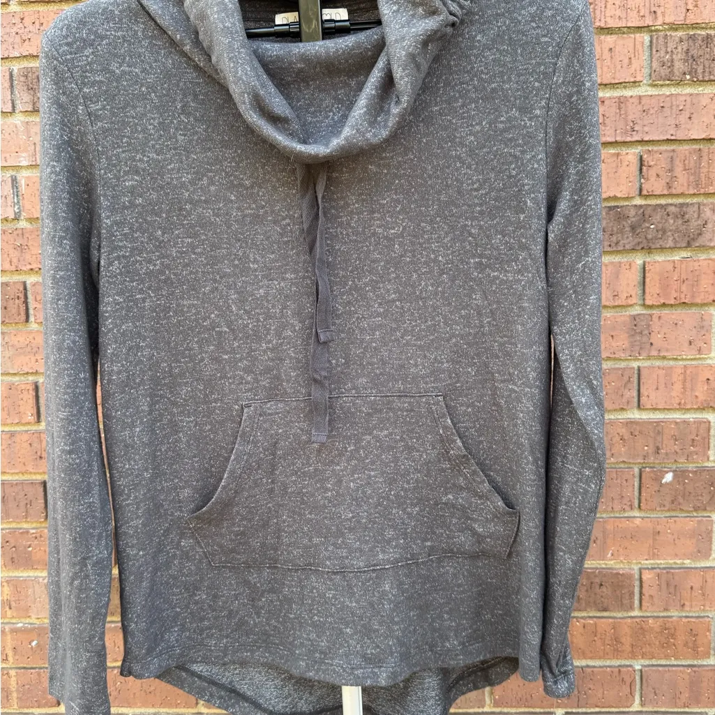 Planet Gold Cowl Neck Pullover Tunic Top Grey Womens Size Medium Kangaroo Pocket - Image 2