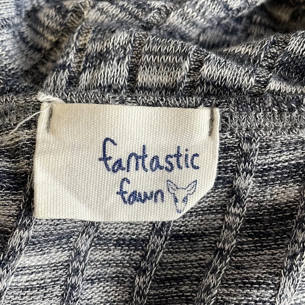 Fantastic Fawn Split Open Back Pullover Lightweight Sweater - Image 4