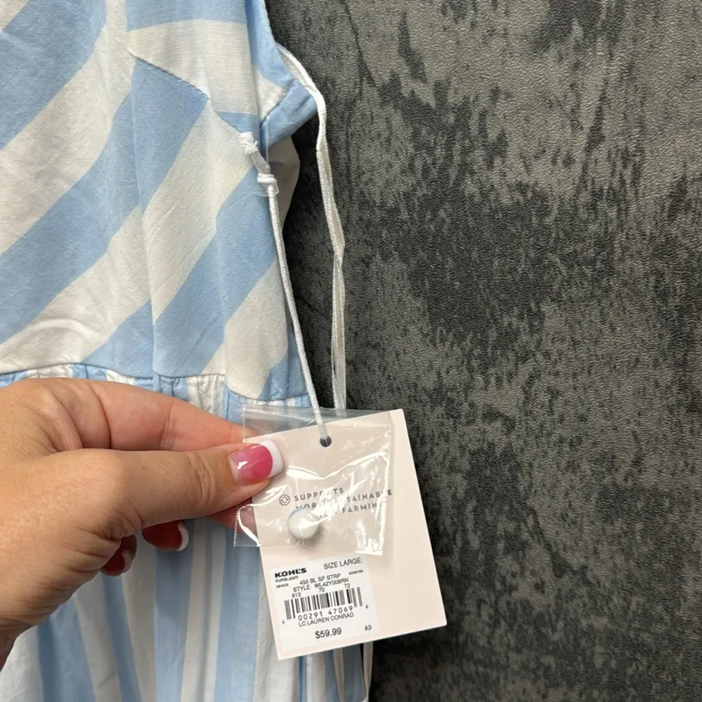 LC Lauren Conrad
Women's LC Lauren Conrad Voile Button-Front Tank Maxi - Image 4