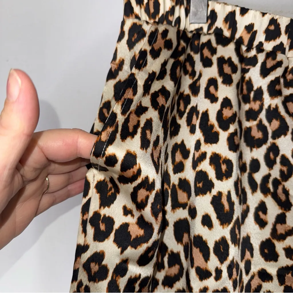 Loft Sleepwear‎ XL 2 Piece Long Pajama Set Satin Notch Collar Leopard Print - Image 6