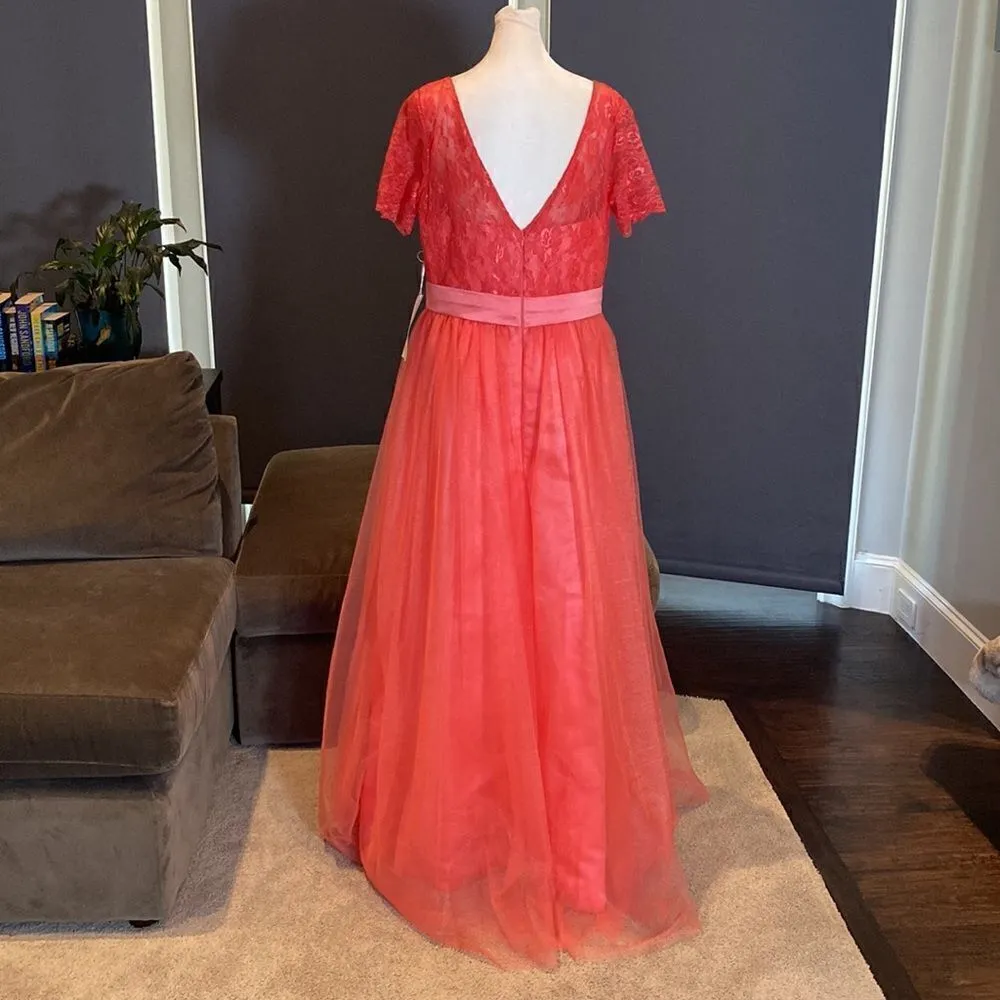 Women’s Full Length Tulle & Lace Sort Sleeve Dress Zip Up Back Size 14 NWT - Image 5