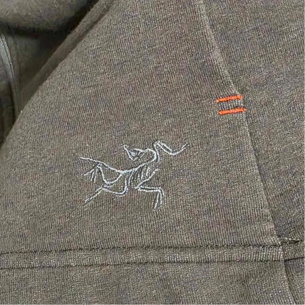 Arc'teryx Women's Tarsa Trim Fit Full Zip Hoodie Plum Grey Medium Gray - Image 7