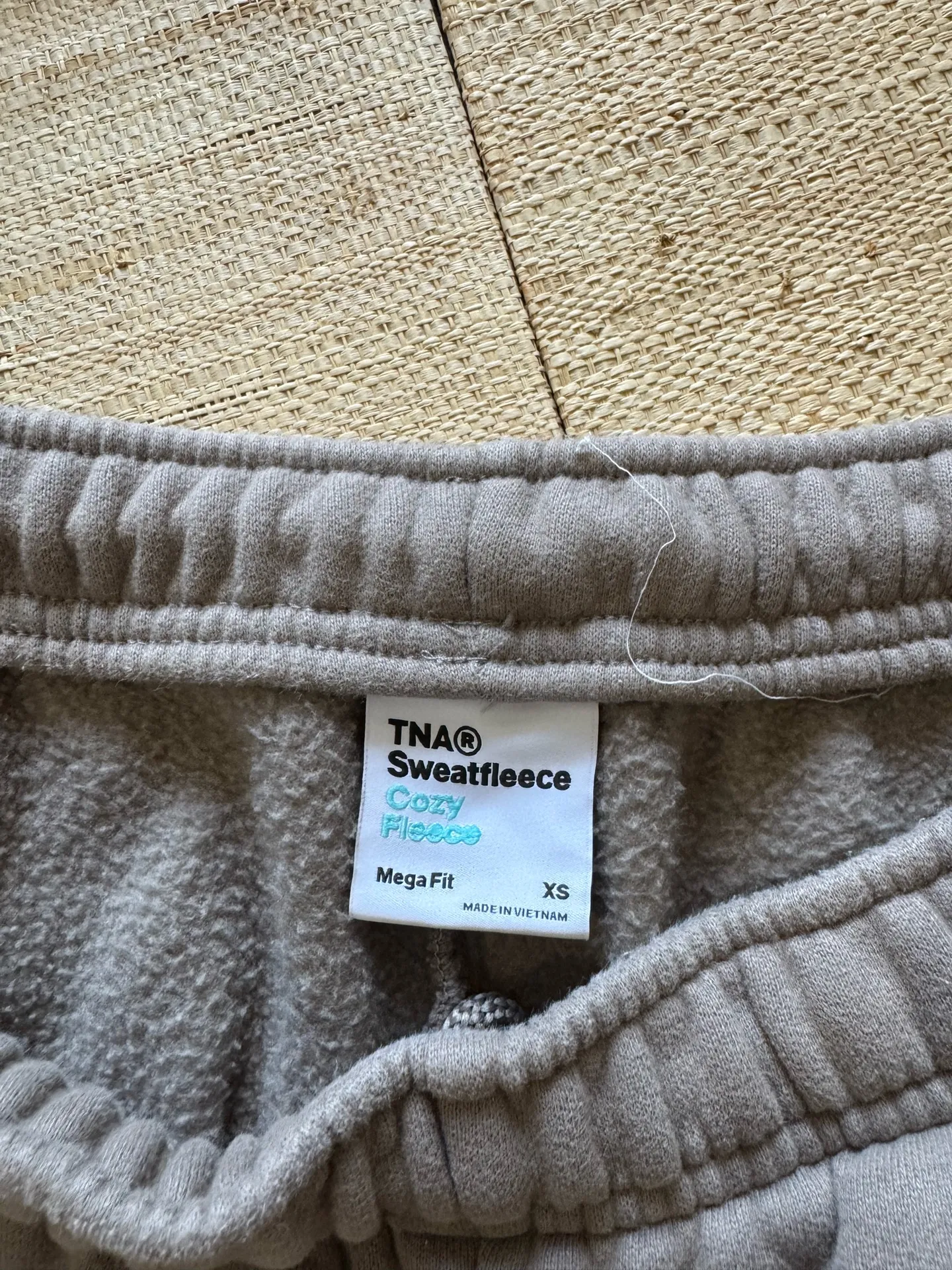Aritzia TNA Mega Cozy Sweatpants - Image 2