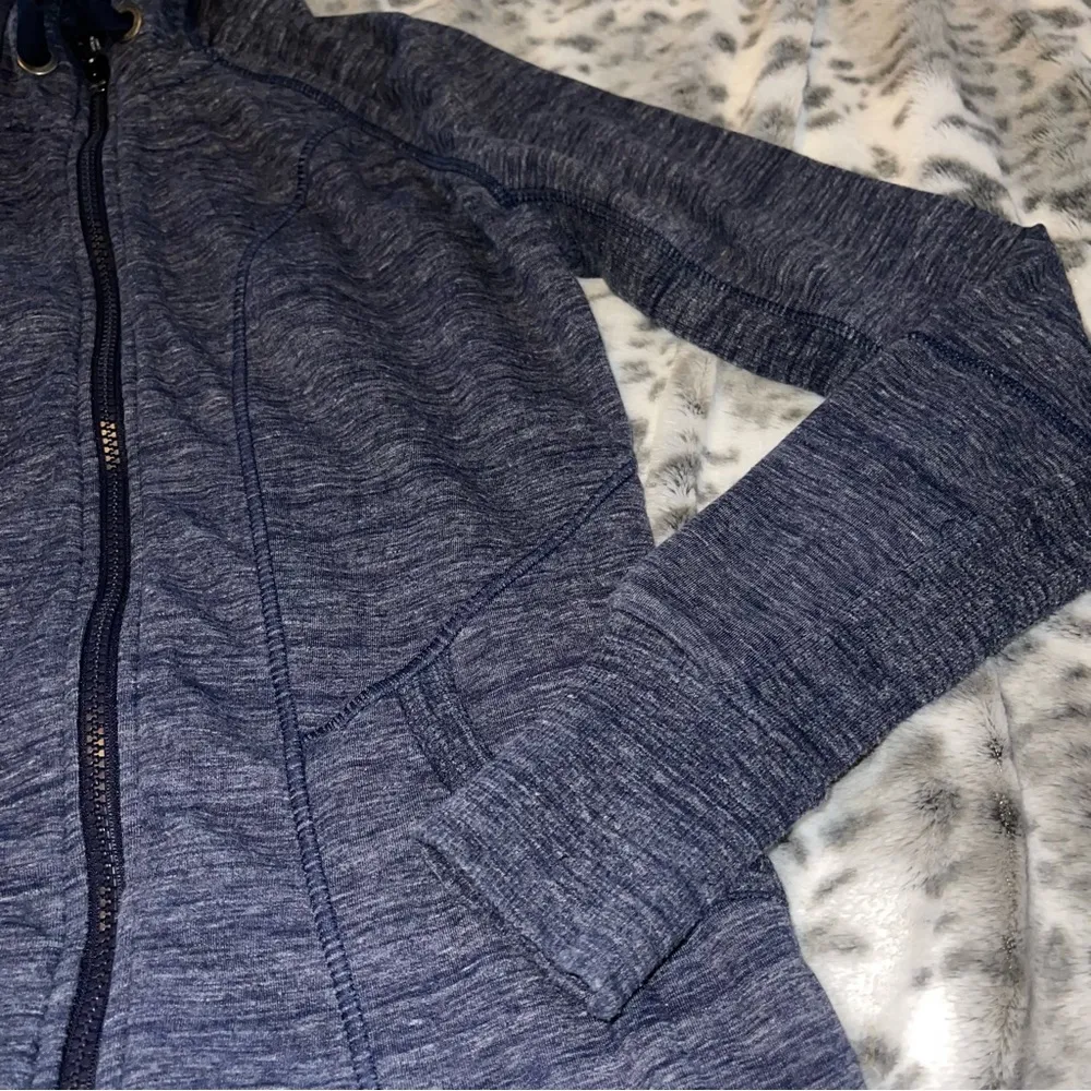 90 Degree by Reflex Zip up Hoodie - Image 4