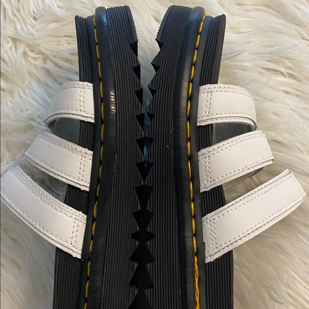 Dr. Martens Black and White Sandals size 7 BNWOT see all photos - Image 9