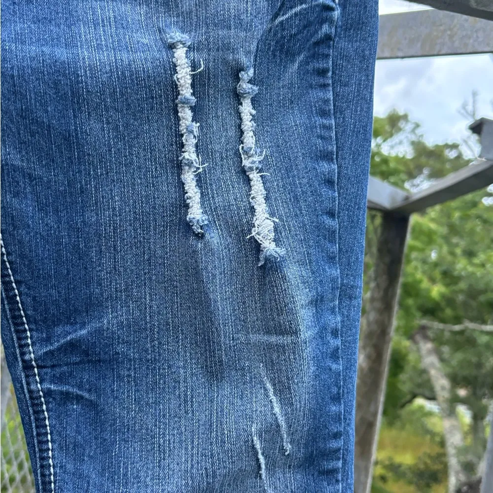 Red Rivet Distressed Jeans Fleur de Lis Rhinestone Pockets Size 13 - Image 2