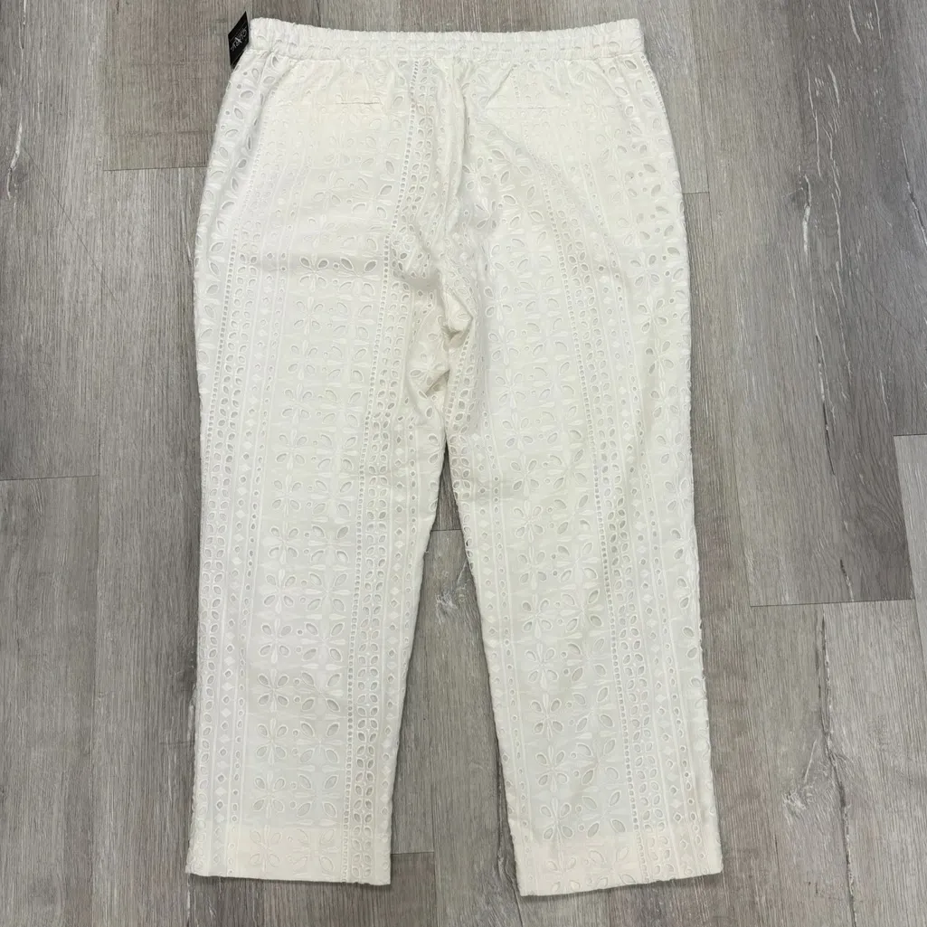 J. Crew White Eyelet Tapered Pants - Size 16 - Image 4